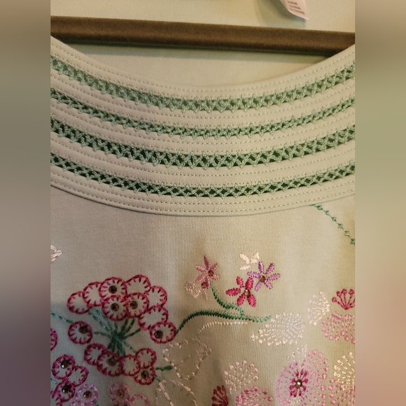 Alfred Dunner mint green short sleeved shirt with pretty purple flowers size xl - Picture 4 of 7